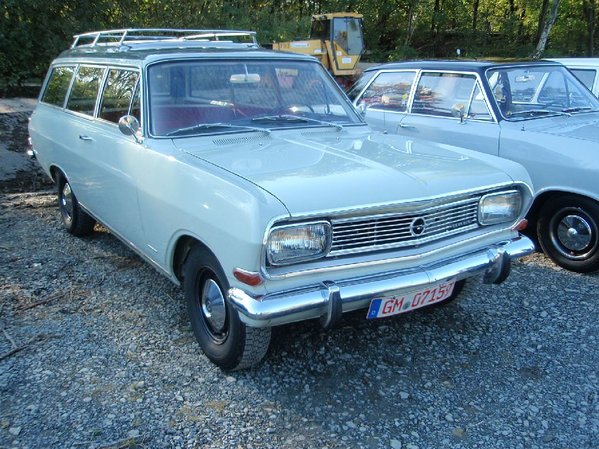 1966 opel rekord.jpg